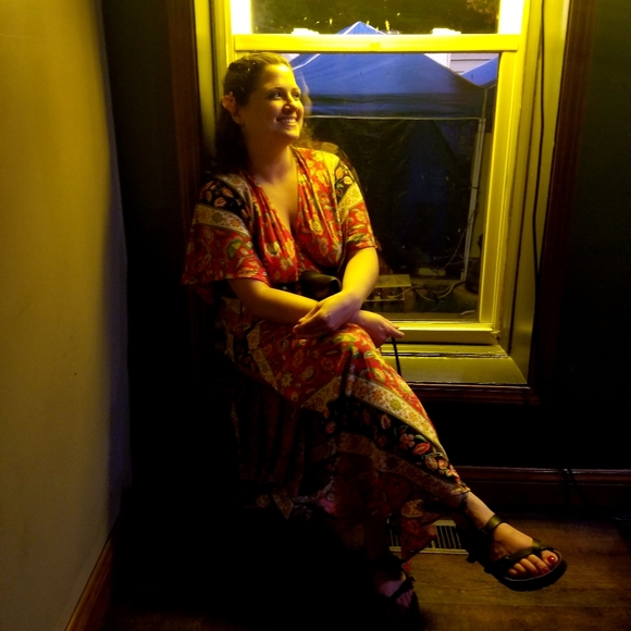 Meet your Posher, Katie - Picture 1 of 1